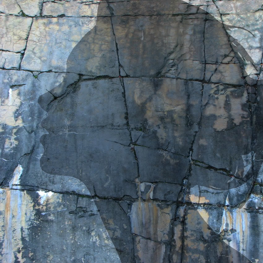 sguardo su parete carta da parati